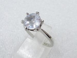 クリスタル　指輪(11号)